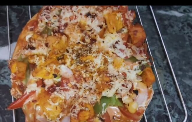 chicken cheese pizza